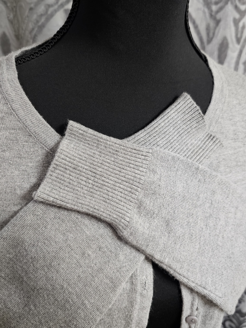 4 x $15 debut Light Gray Button-Front Knit Cardigan - Picture 3 of 9
